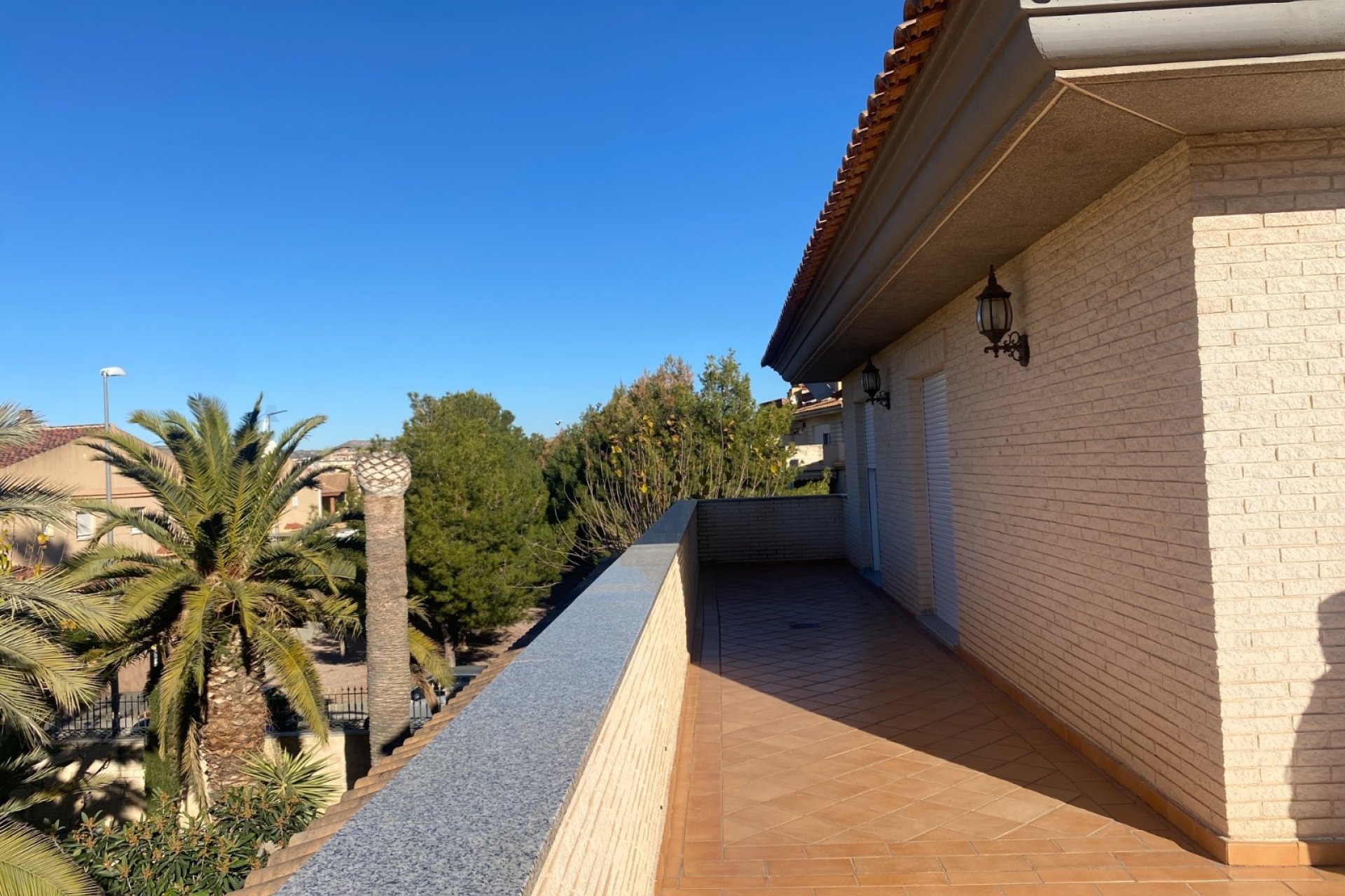 Resale - Villa -
Elda