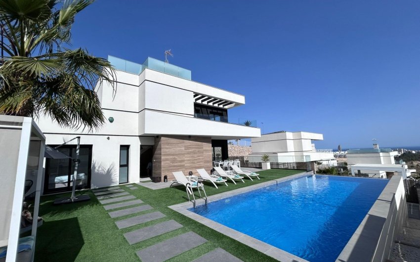 Resale - Villa -
Finestrat - Balcón De Finestrat