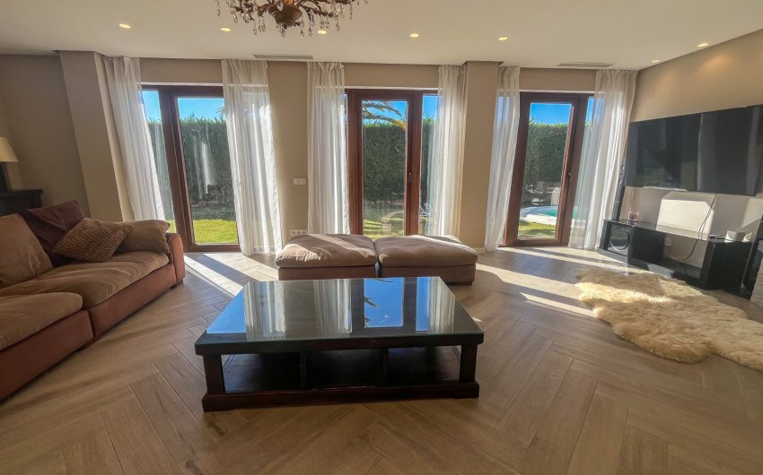 Resale - Villa -
Finestrat - Balcon sierra cortina