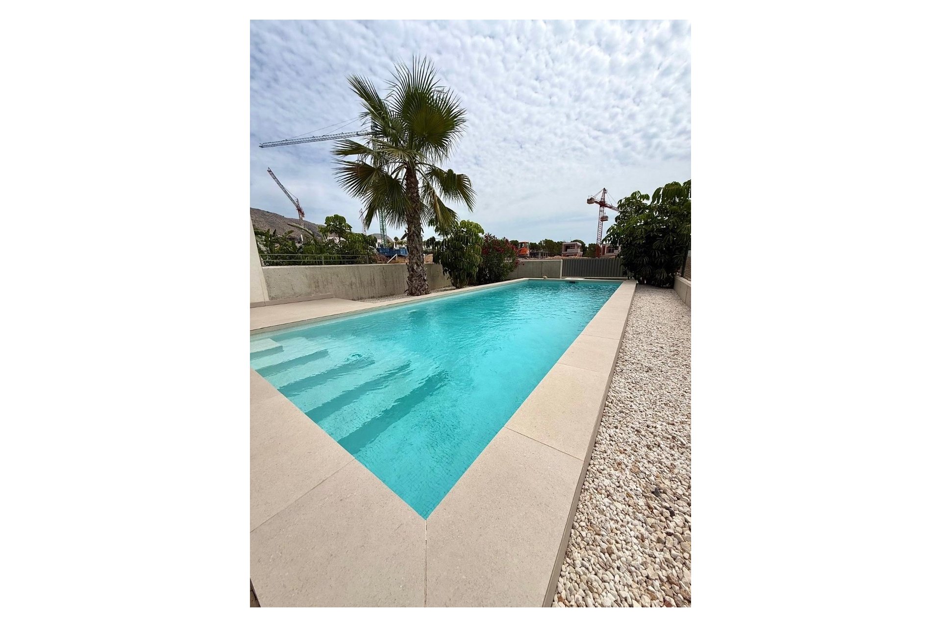 Resale - Villa -
Finestrat - Sierra Cortina