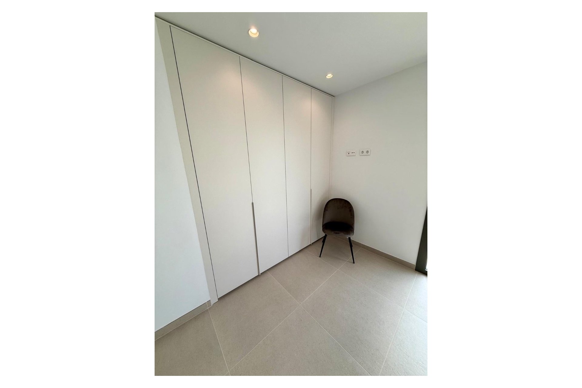 Resale - Villa -
Finestrat - Sierra Cortina