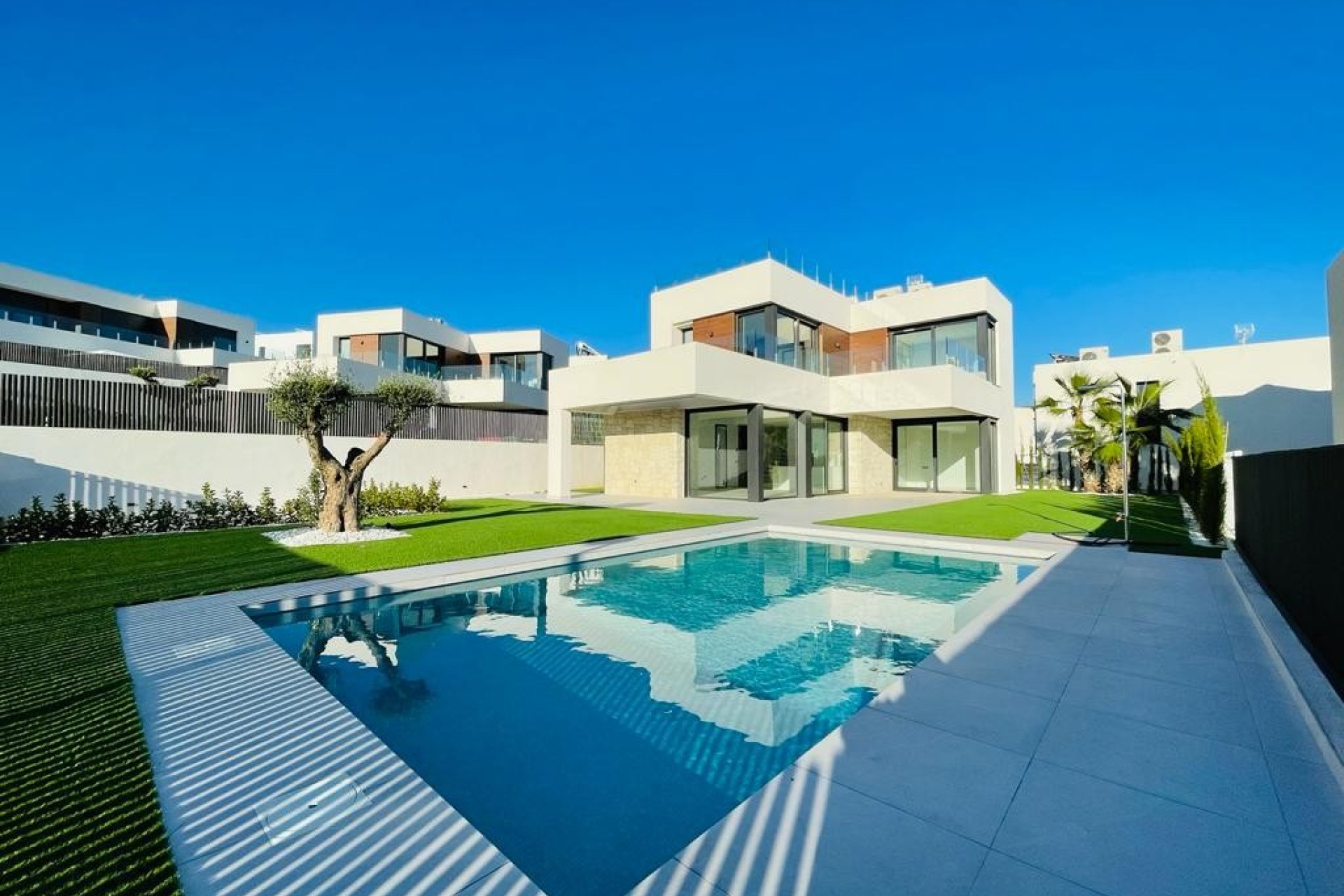 Resale - Villa -
Finestrat - Sierra Cortina