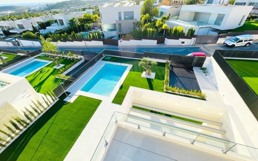 Resale - Villa -
Finestrat - Sierra Cortina