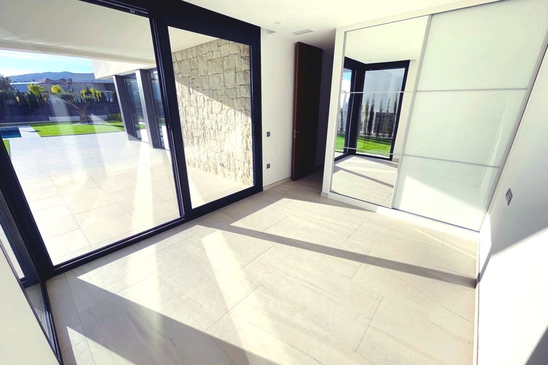 Resale - Villa -
Finestrat - Sierra Cortina