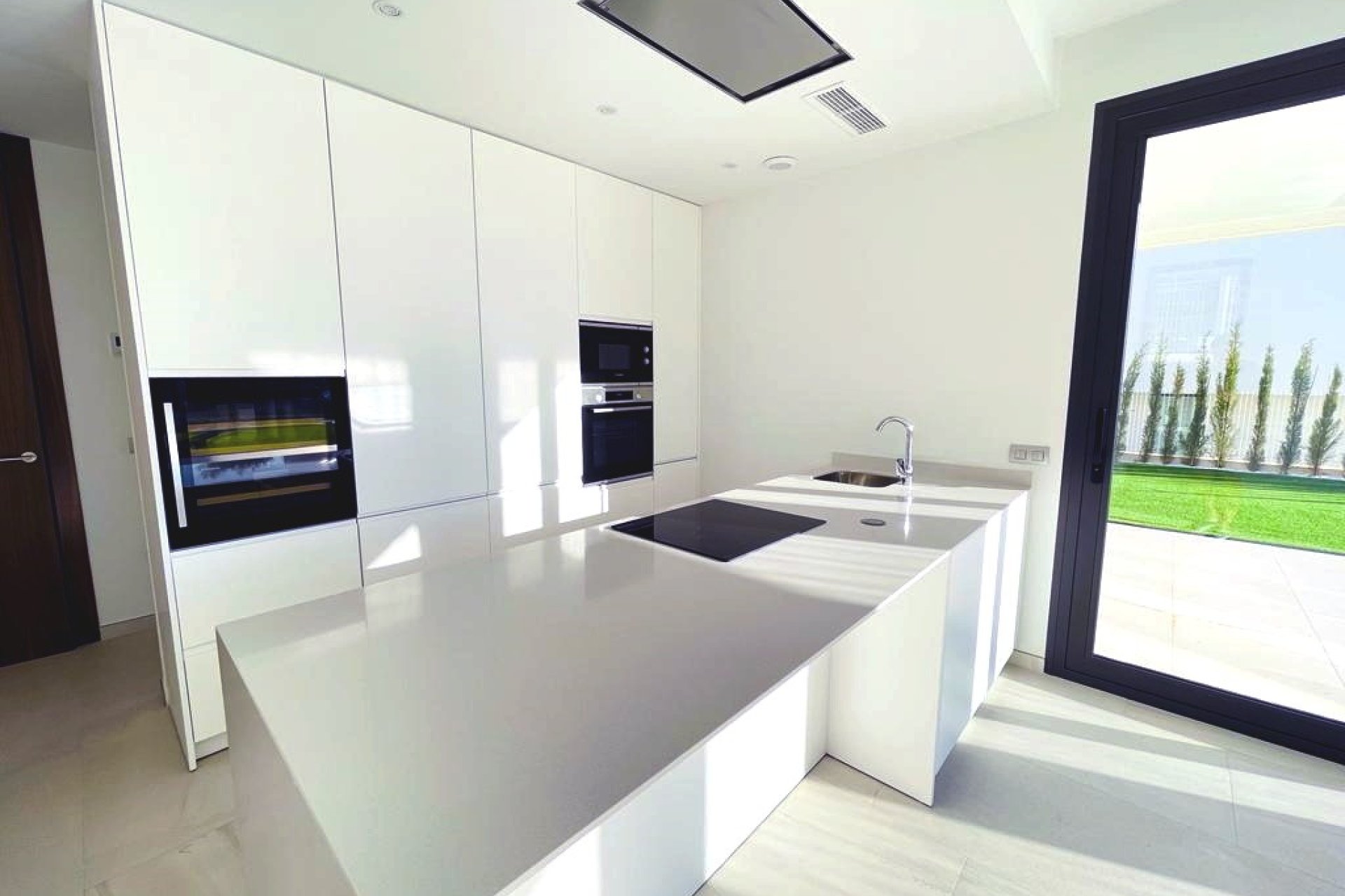 Resale - Villa -
Finestrat - Sierra Cortina