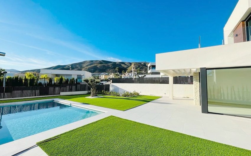 Resale - Villa -
Finestrat - Sierra Cortina