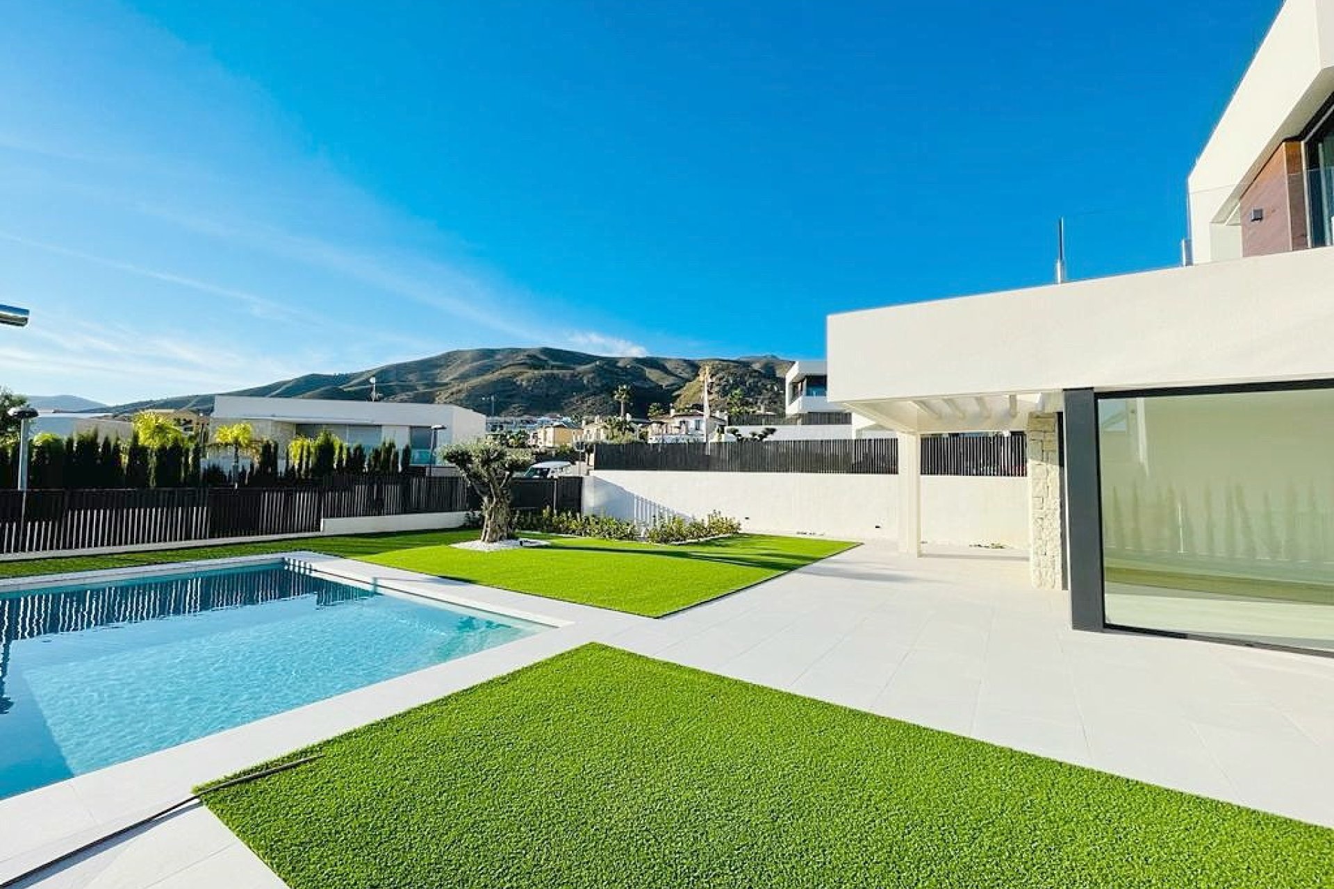 Resale - Villa -
Finestrat - Sierra Cortina