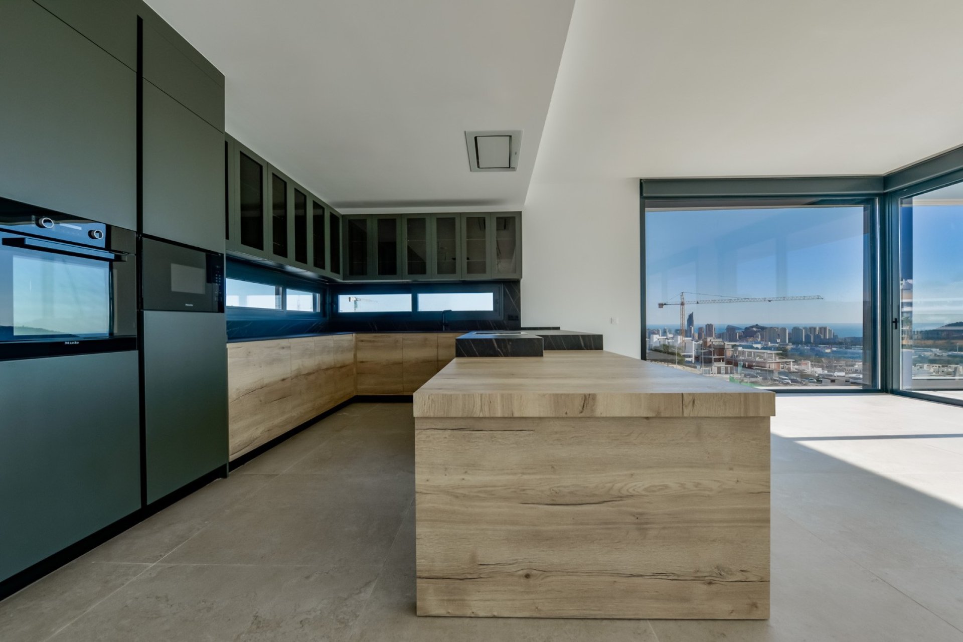 Resale - Villa -
Finestrat - Sierra Cortina