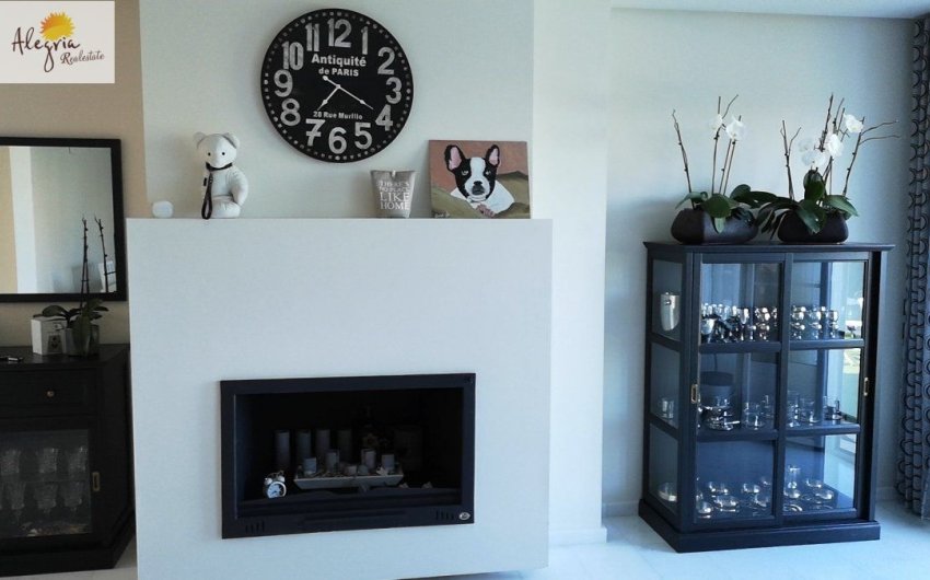 Resale - Villa -
Finestrat - Sierra Cortina