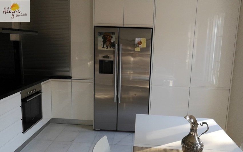 Resale - Villa -
Finestrat - Sierra Cortina