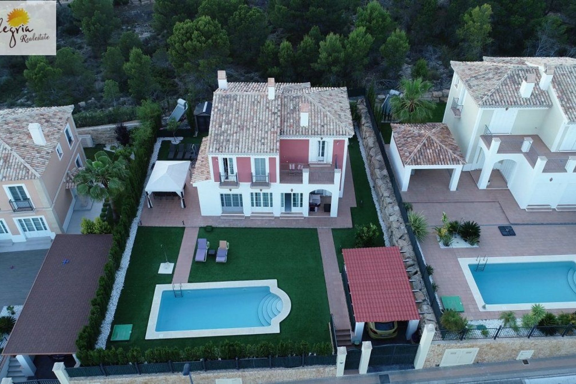 Resale - Villa -
Finestrat - Sierra Cortina