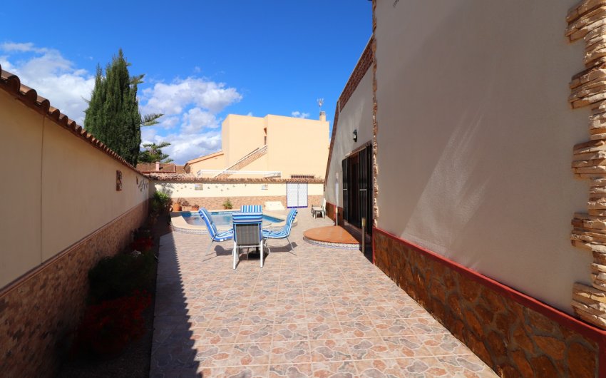 Resale - Villa -
Formentera del Segura - Euroroda