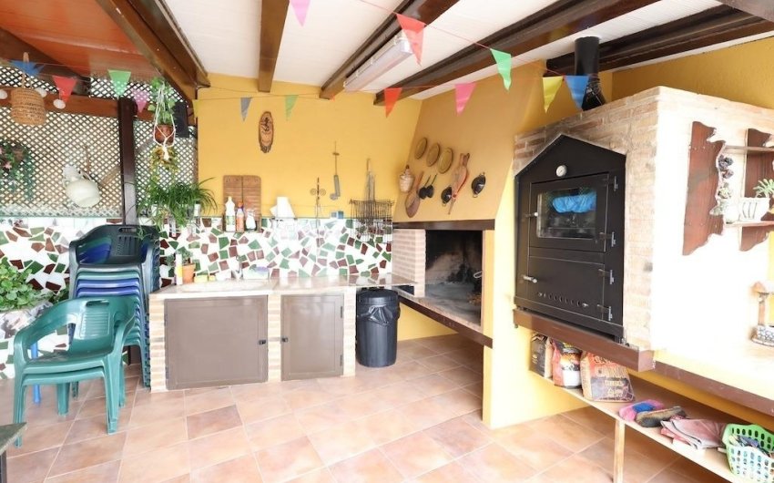 Resale - Villa -
Fortuna - Inland