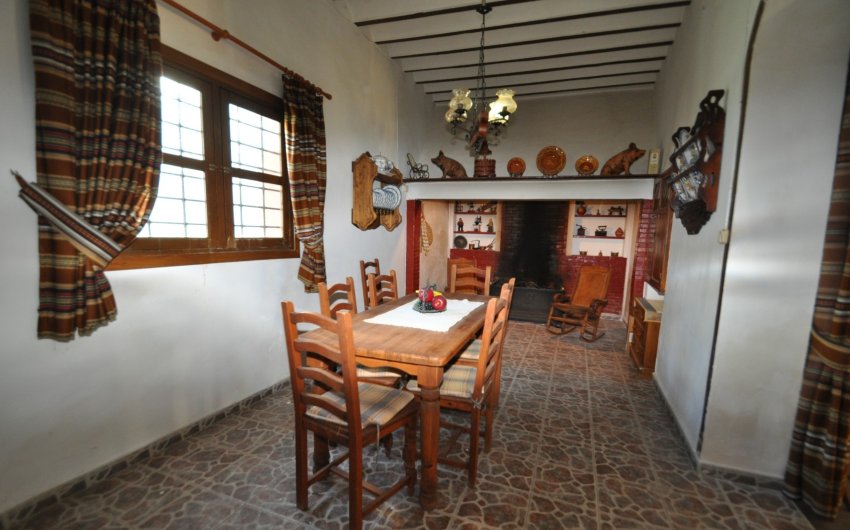 Resale - Villa -
Fortuna - Inland