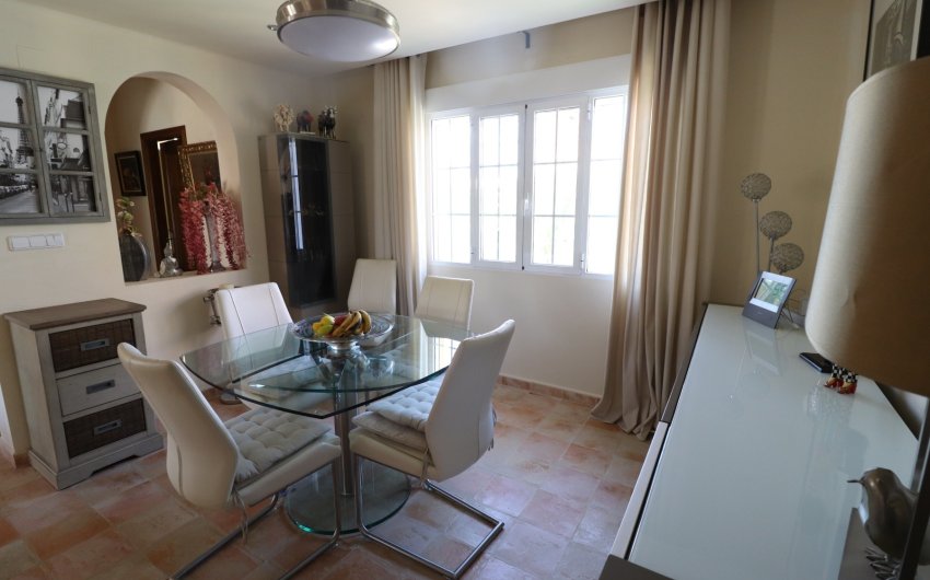 Resale - Villa -
Fortuna - Inland