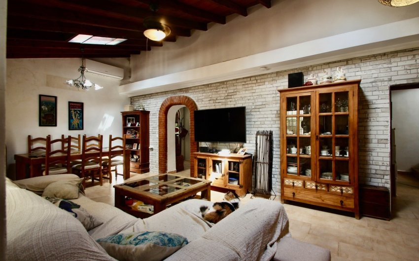 Resale - Villa -
Fortuna