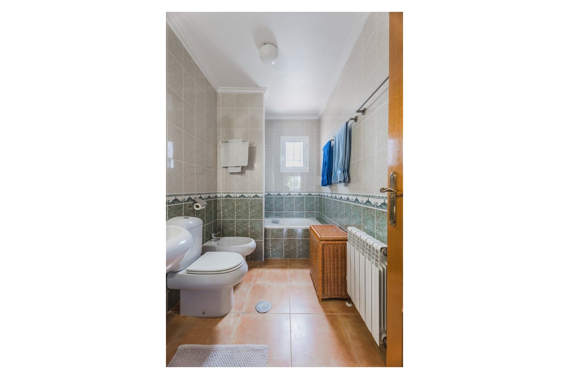 Resale - Villa -
Gran Alacant - Monte y Mar