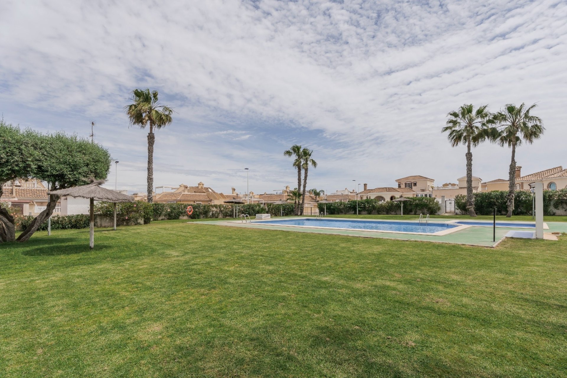 Resale - Villa -
Gran Alacant - Monte y Mar