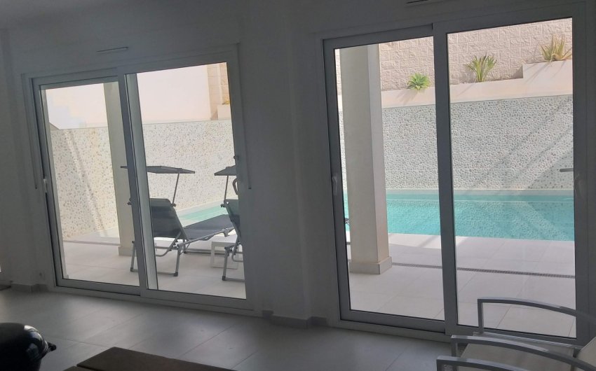 Resale - Villa -
Gran Alacant