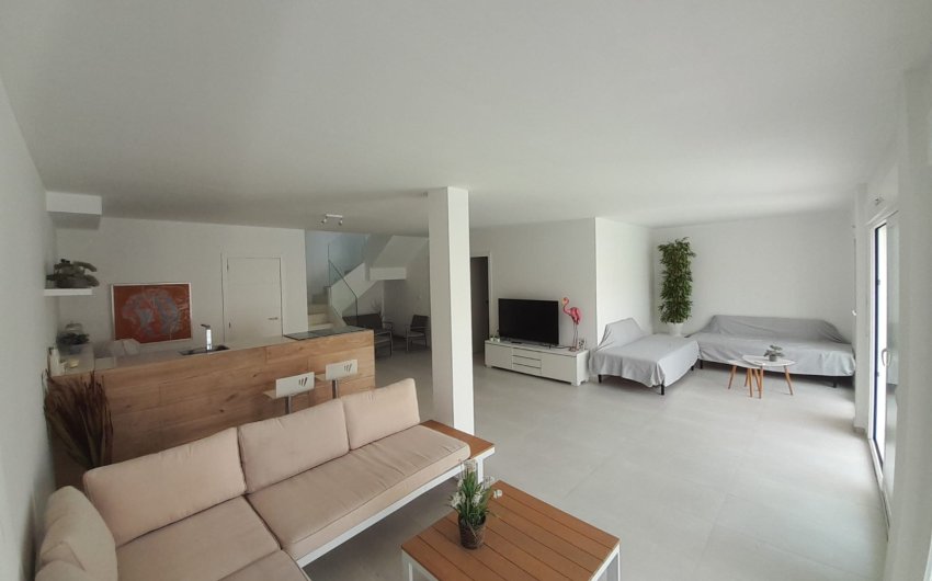 Resale - Villa -
Gran Alacant