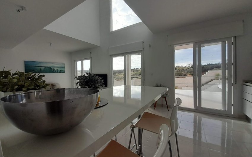 Resale - Villa -
Gran Alacant