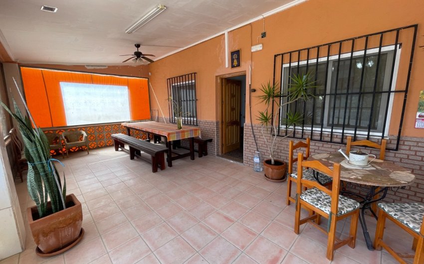 Resale - Villa -
Guardamar del Segura - Costa Blanca