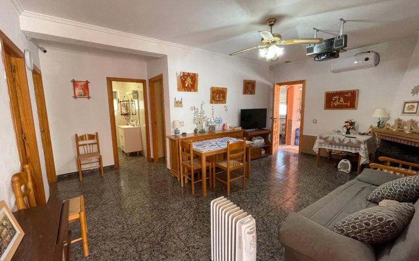 Resale - Villa -
Guardamar del Segura - Costa Blanca