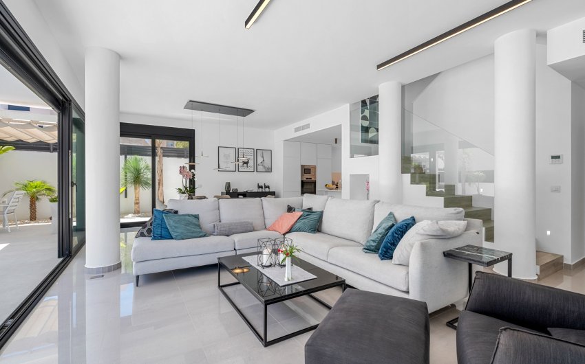 Resale - Villa -
Guardamar del Segura - Costa Blanca