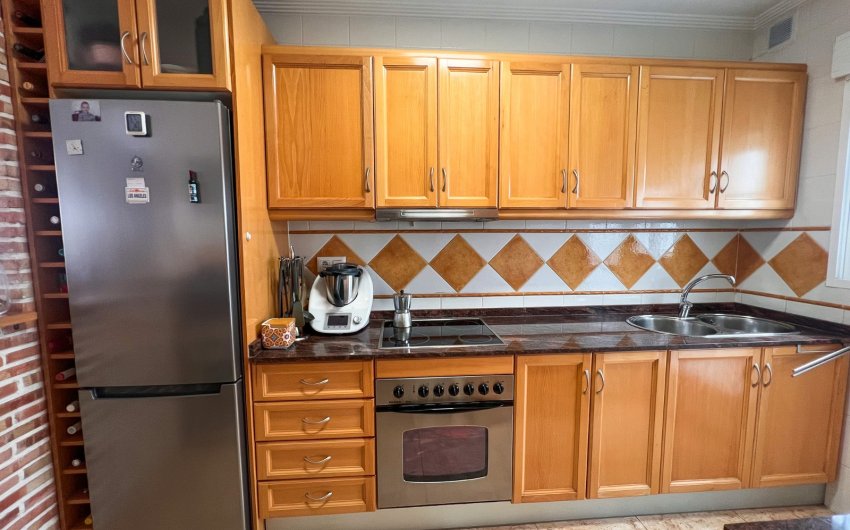 Resale - Villa -
Guardamar del Segura - El Raso