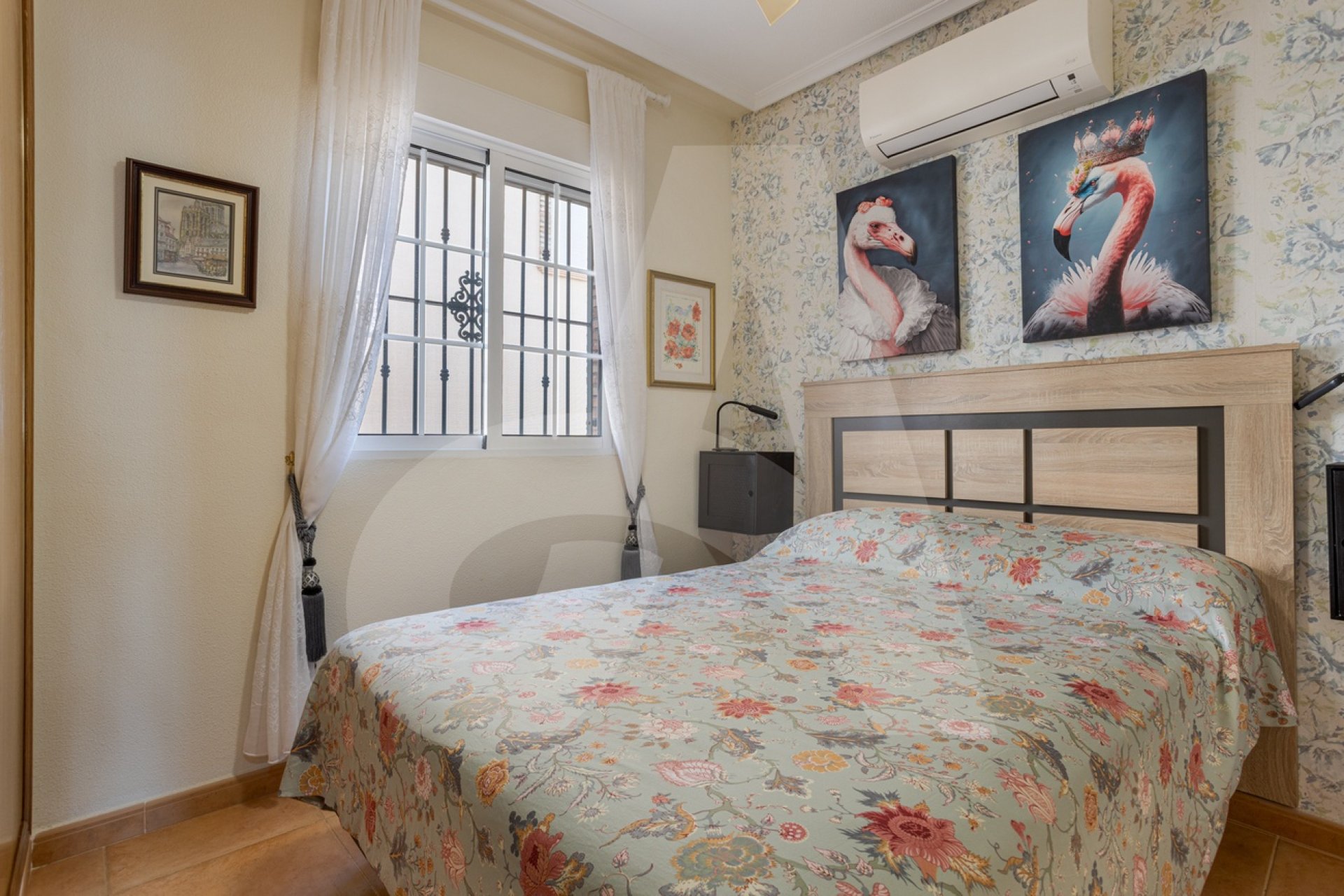 Resale - Villa -
Guardamar del Segura - El Raso