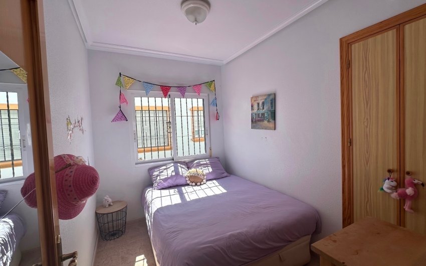 Resale - Villa -
Guardamar del Segura - El Raso