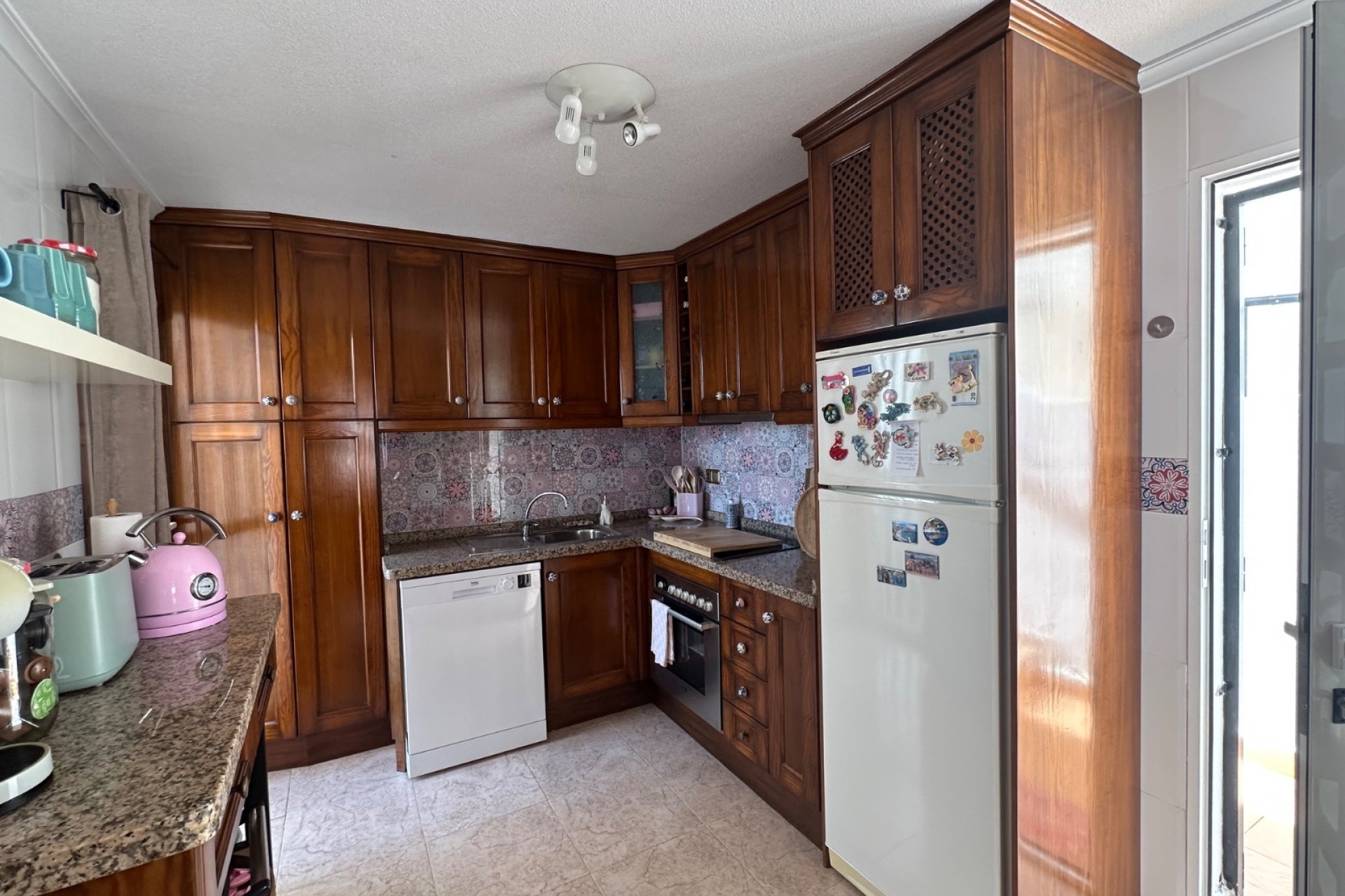 Resale - Villa -
Guardamar del Segura - El Raso