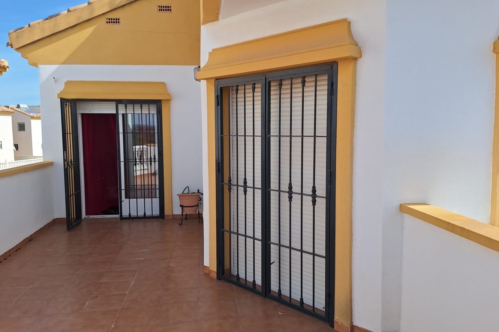 Resale - Villa -
Guardamar del Segura - El Raso