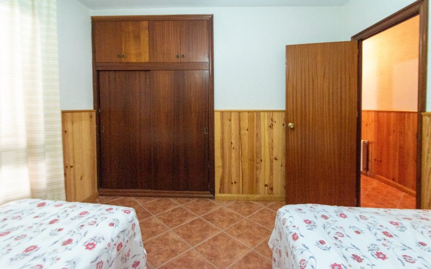 Resale - Villa -
Guardamar del Segura