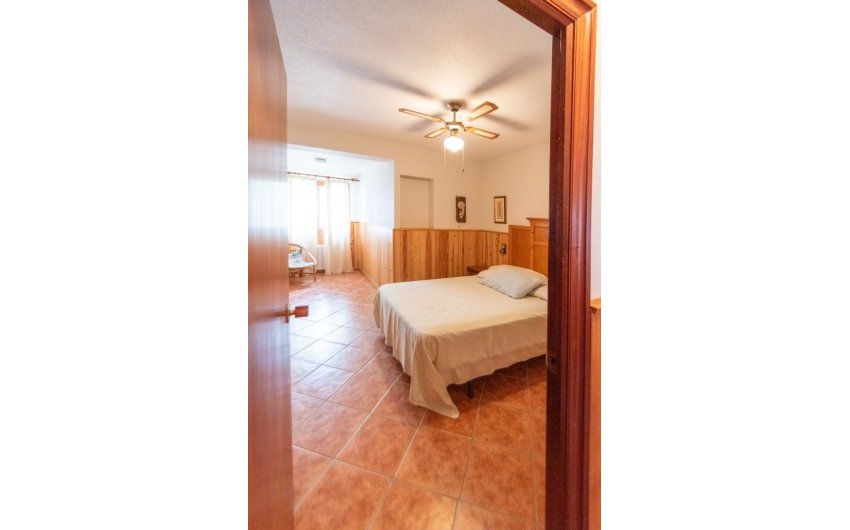 Resale - Villa -
Guardamar del Segura