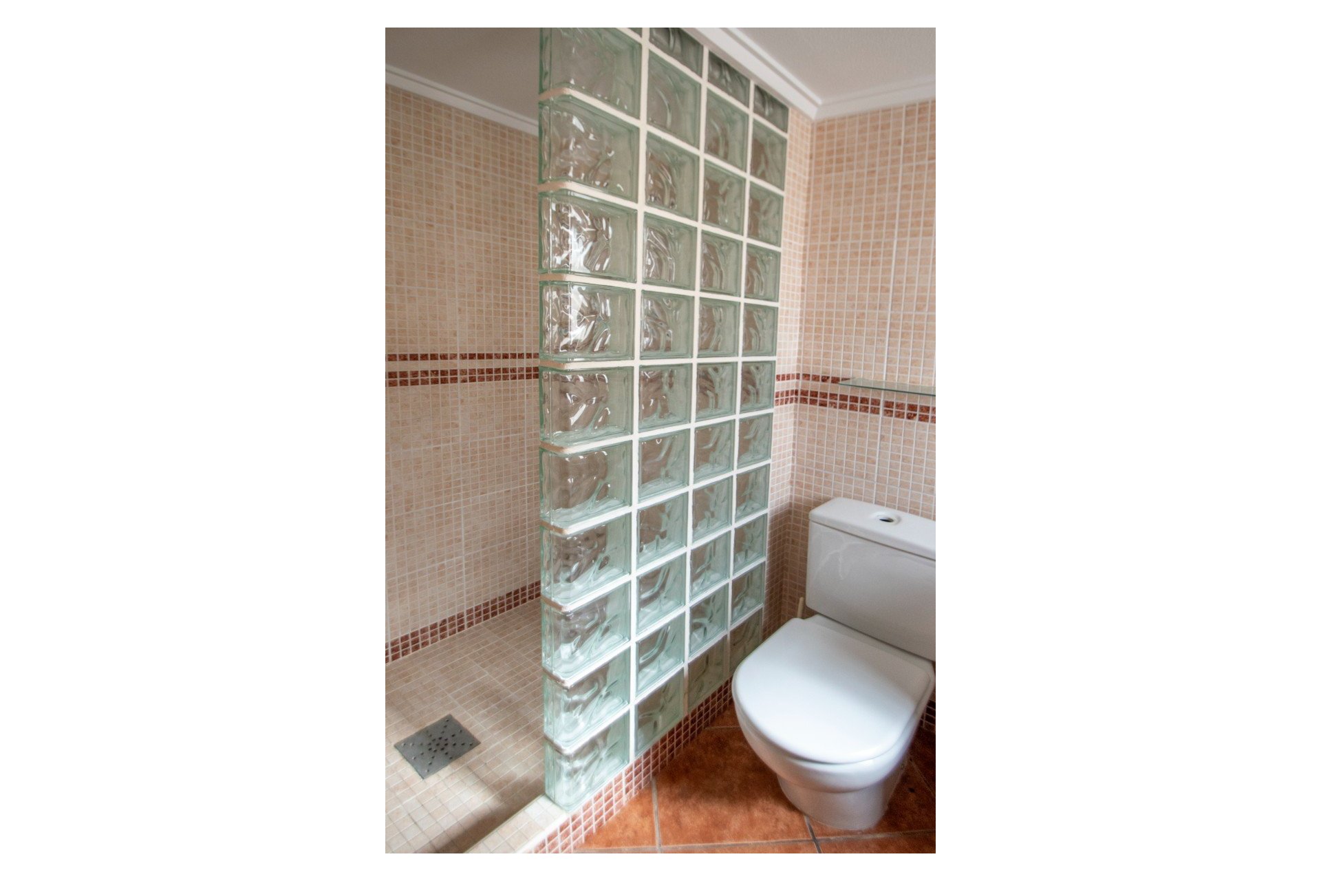 Resale - Villa -
Guardamar del Segura