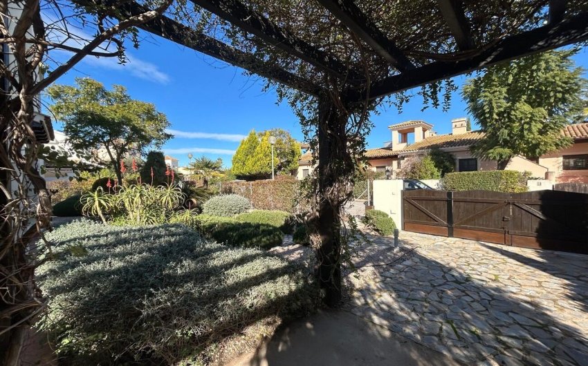 Resale - Villa -
Hacienda del Alamo - Hacienda del Alamo Golf Resort