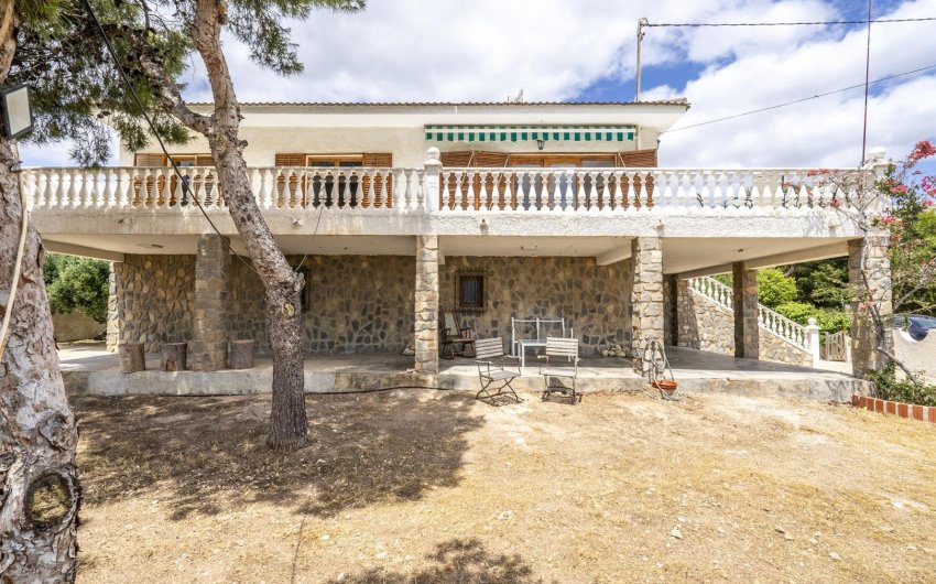 Resale - Villa -
Isla Plana