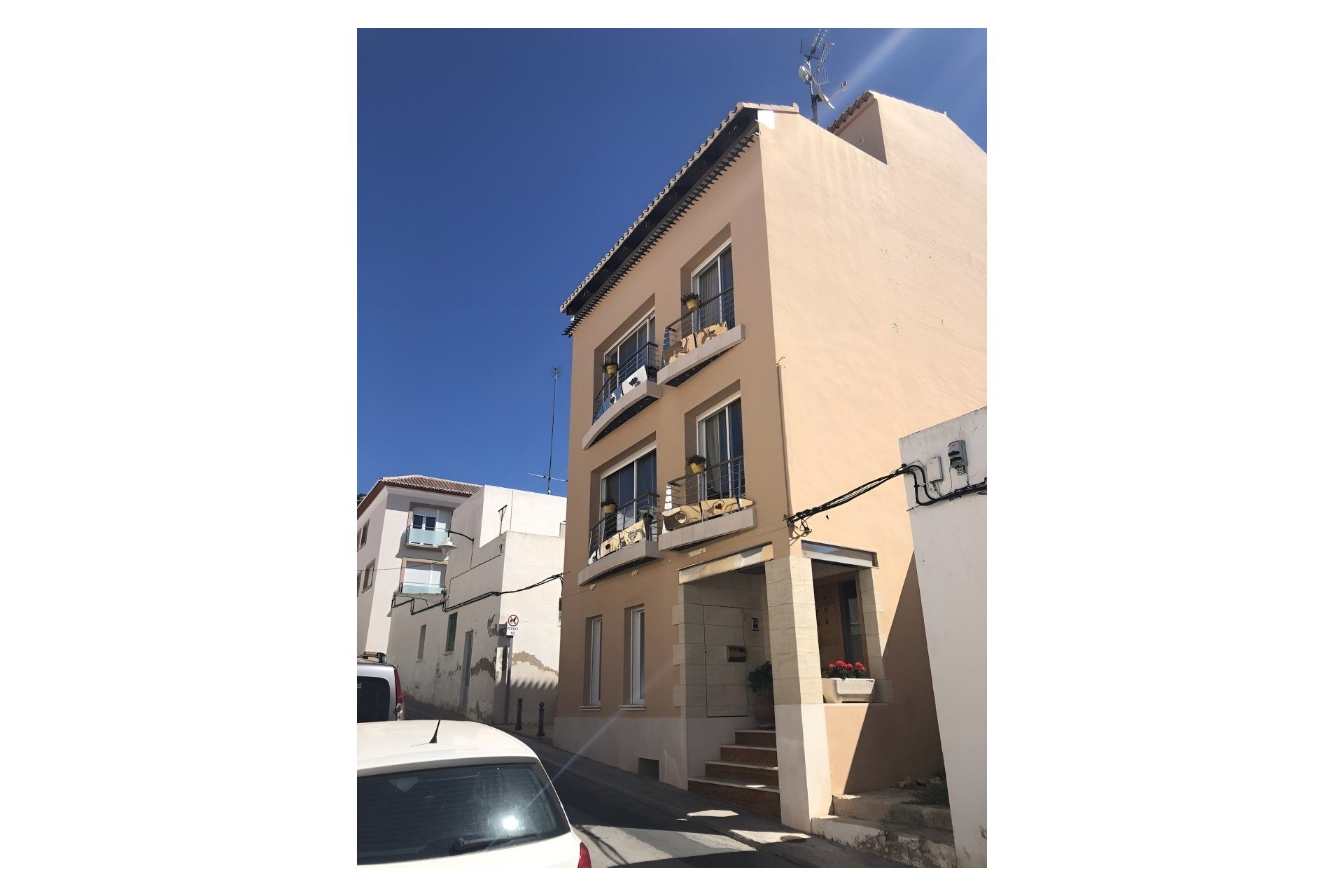 Resale - Villa -
Jávea - Balcon al Mar