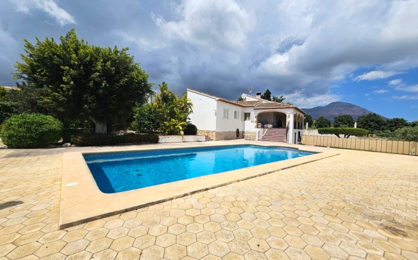Resale - Villa -
Jávea - Costa Blanca