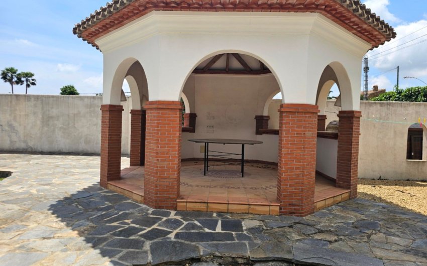 Resale - Villa -
Jávea - Costa Blanca