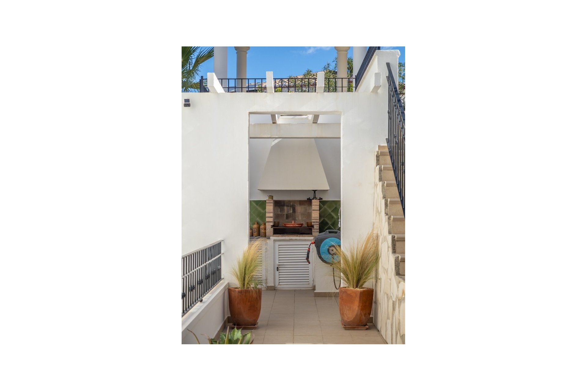 Resale - Villa -
Jávea - Costa Blanca