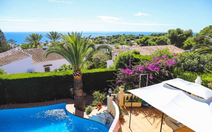 Resale - Villa -
Jávea - Costa Blanca