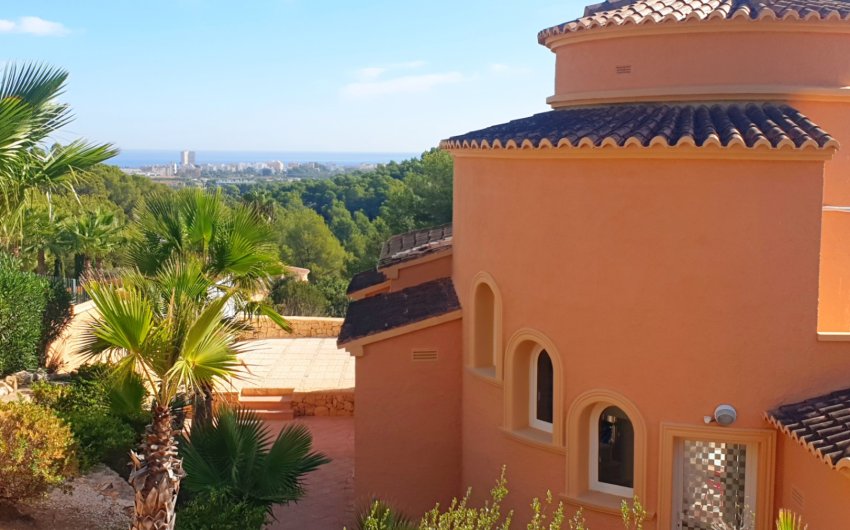 Resale - Villa -
Jávea - Costa Blanca