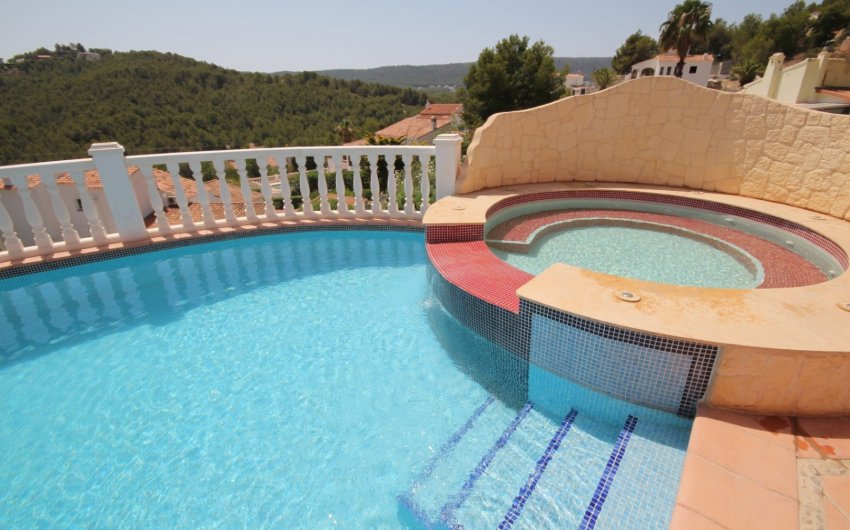 Resale - Villa -
Jávea - Costa Blanca