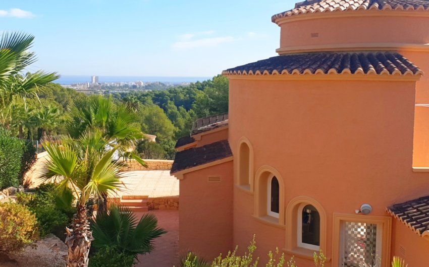 Resale - Villa -
Jávea - Costa Blanca