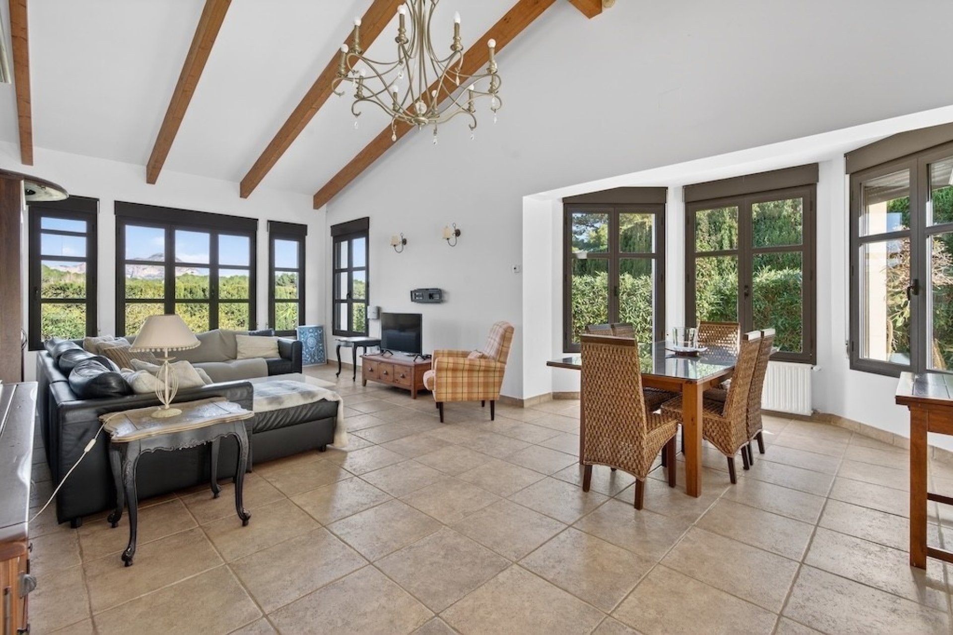 Resale - Villa -
Jávea - Monte Olimpe