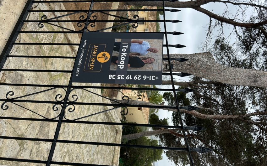 Resale - Villa -
Jávea - Montgó