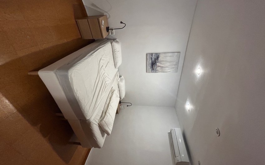 Resale - Villa -
Jávea - Montgó