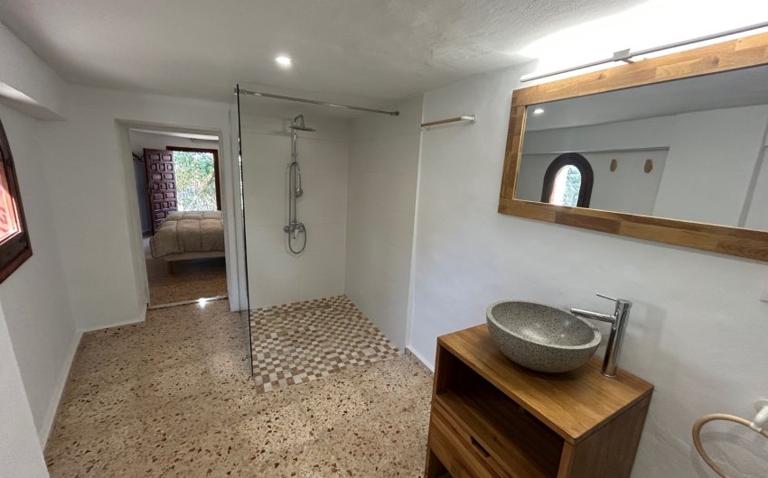 Resale - Villa -
Jávea - Montgó
